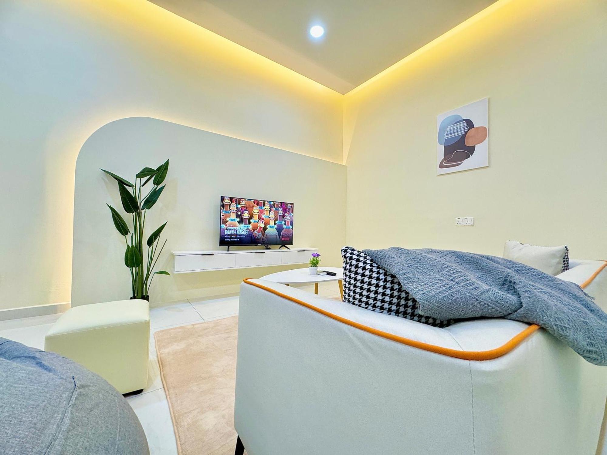 Country Garden Danga Bay By Luxecocoo Ck Pangsapuri
